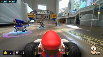 Scene from video game "Mario Kart Live: Home Circuit".