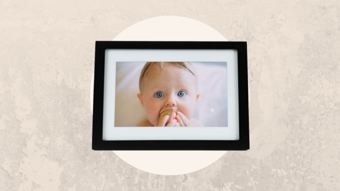 Skylight Frame digital picture frame product photo